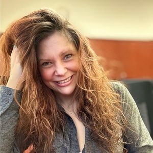 Meet your Posher, Ashlee